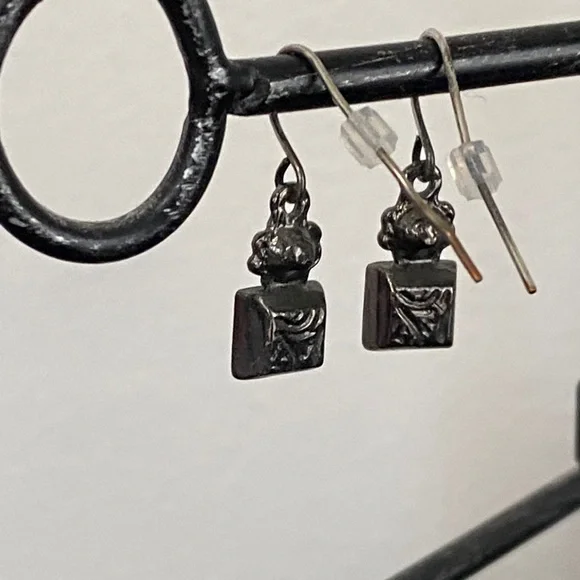 Sky Blue Iridescent Crystal Gunmetal Drop Earrings Elegant Summer Beach Party - Picture 11 of 17